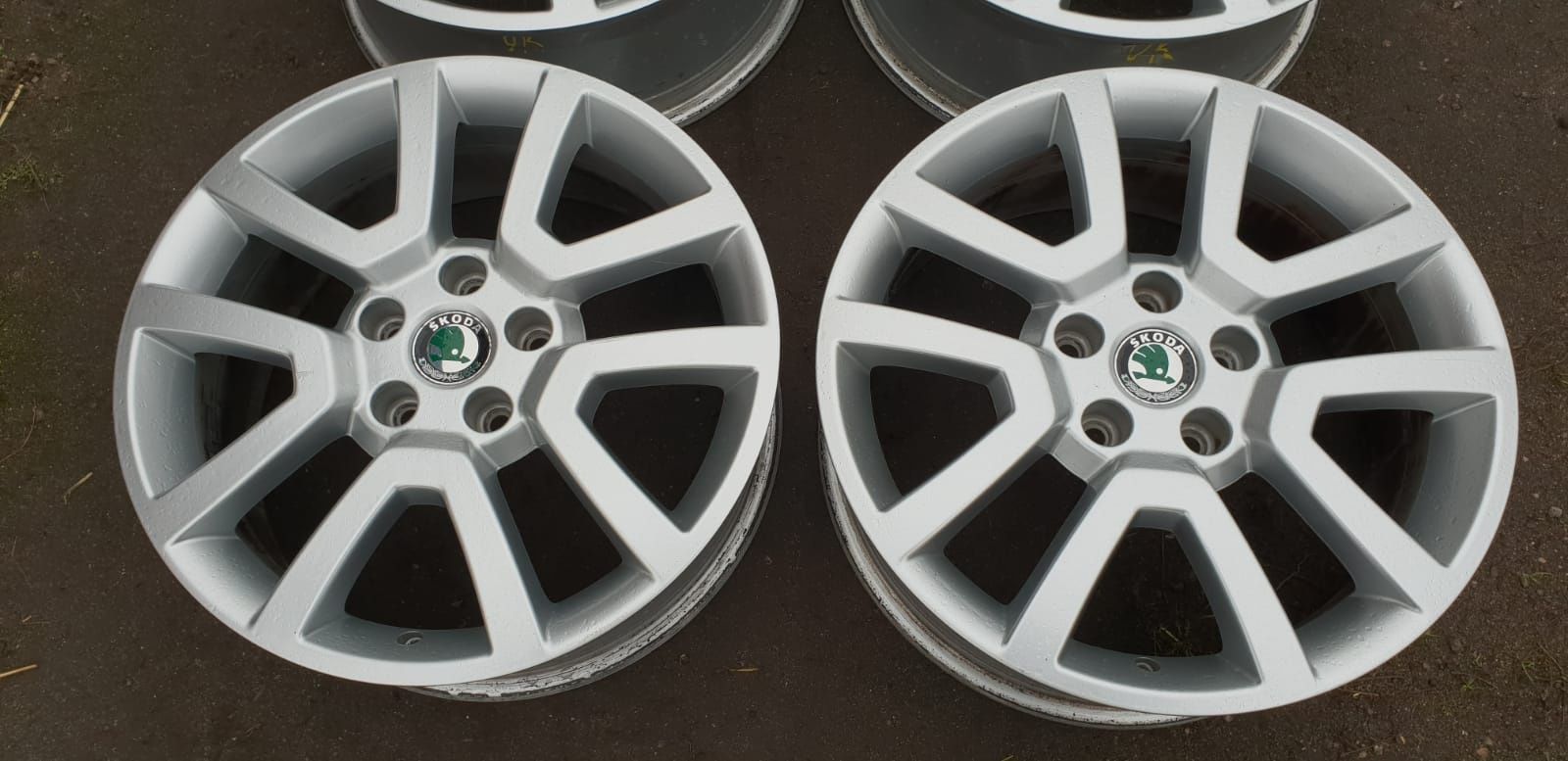 Alufelgi 17" Skoda 5x112 oryginalne +Gratis