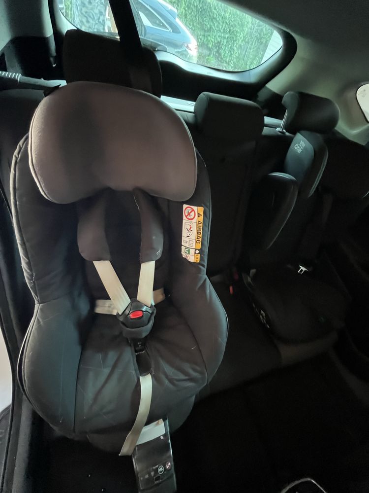 Fotelik maxi cosi 2 way pearl z bazą!!! Bezwypadkowy