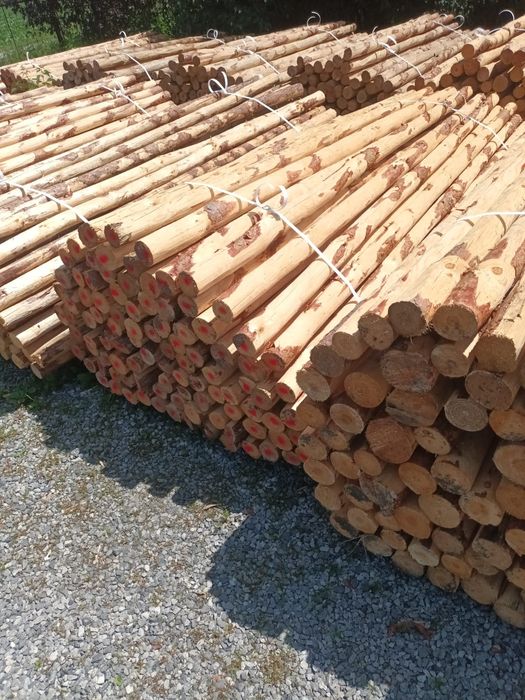 Słupek drewniany ogrodzeniowy