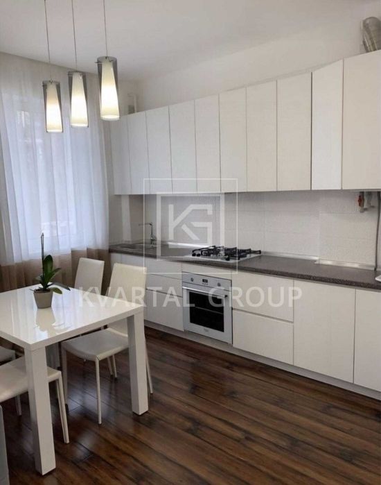 Двокімнатна квартира з ремонтом, 2к квартіра біля паспортного