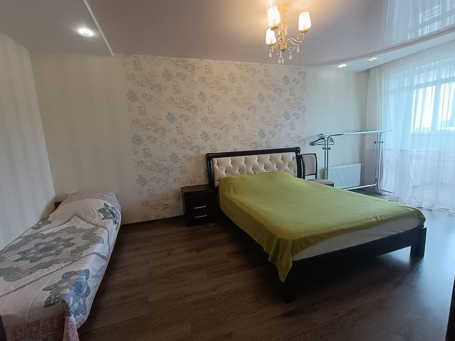 Иванова 20, Сдам посуточно 2 ком. Квартиру (с