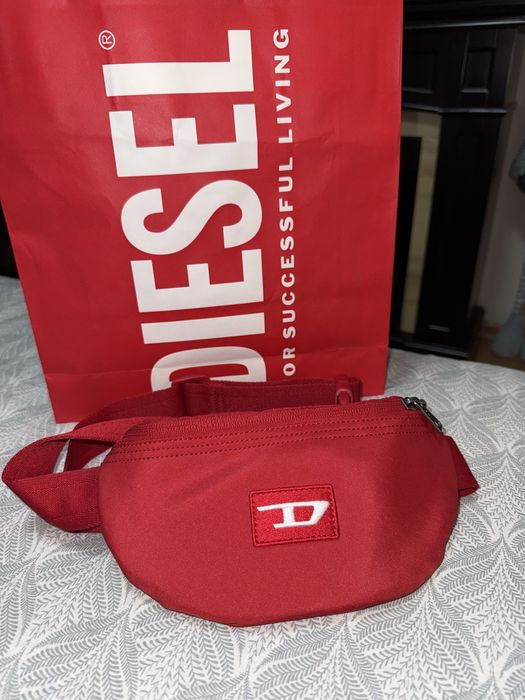 Diesel червона поясна сумка новая унисекс