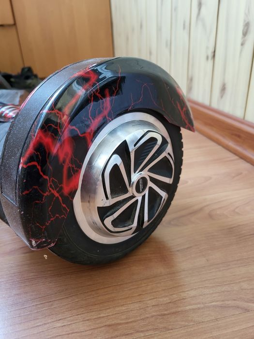 Гіроборд Smart Balance 6.5  " Червоне полум'я "  треба замінити АКБ