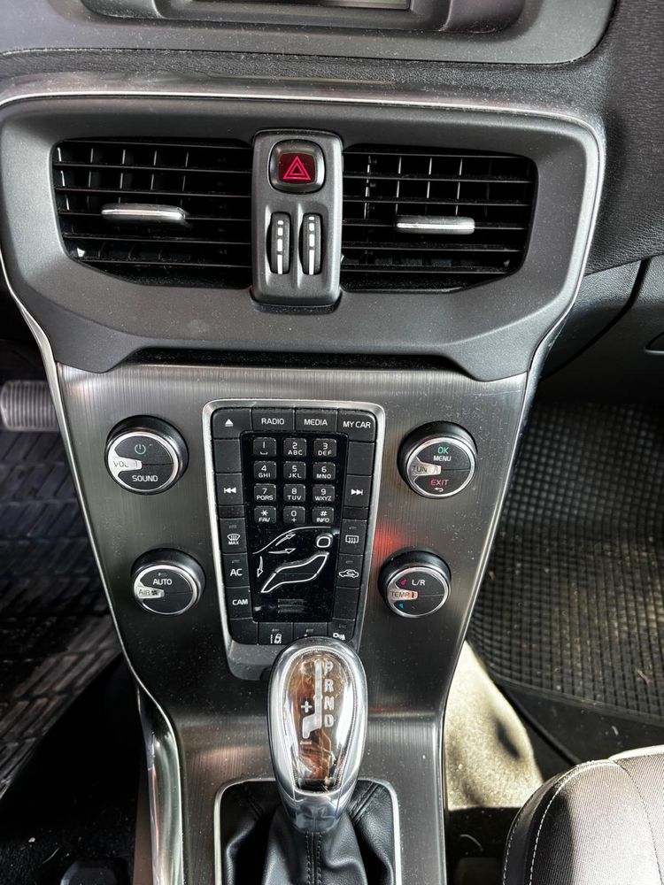 Volvo V40 D4 2.0 motor Volvo caixa automatica