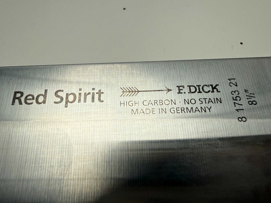 Dick – zarówno nóż szefa kuchni Red Spirit