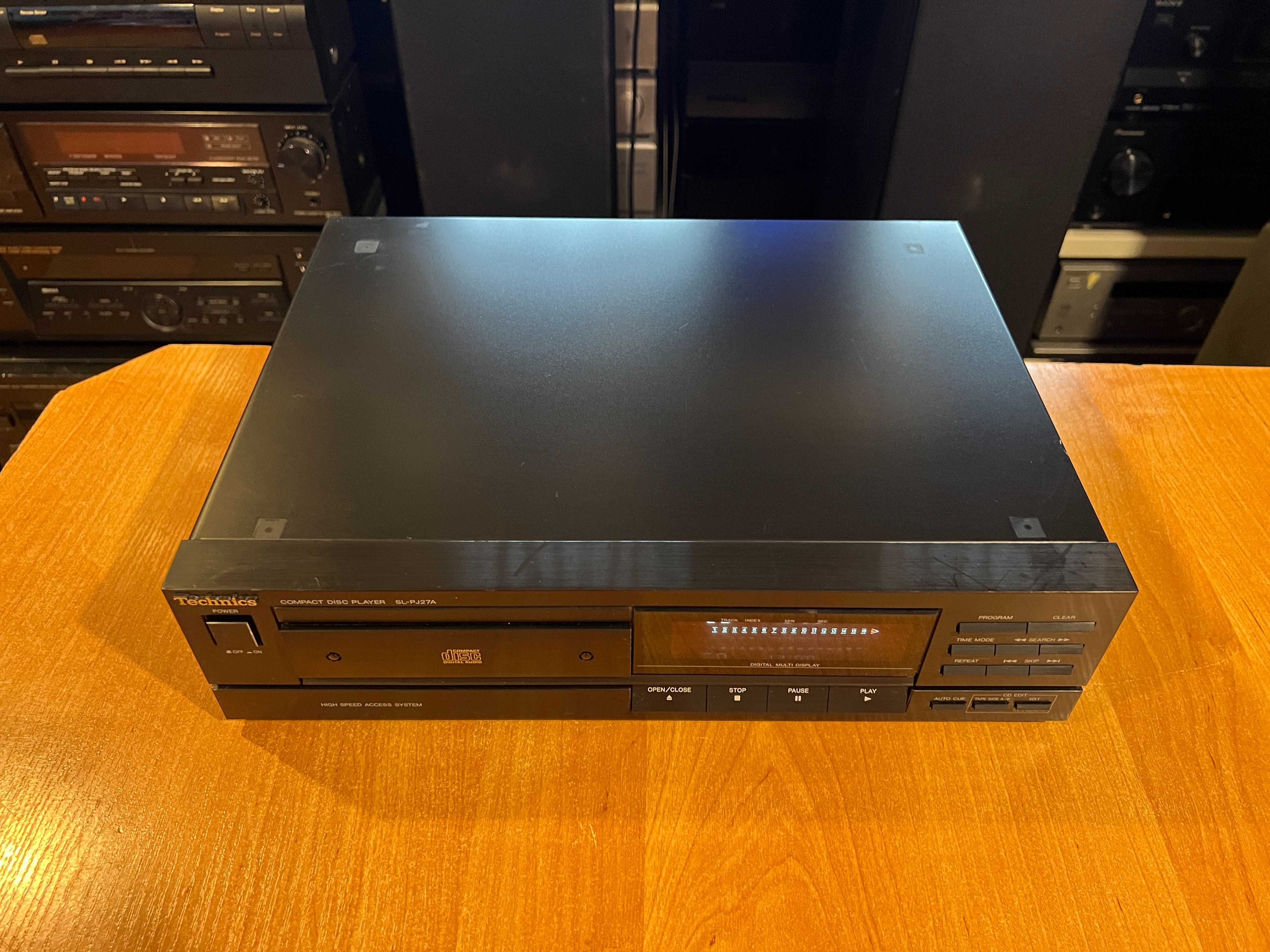 Odtwarzacz płyt CD Technics SL-PJ27A Audio Room
