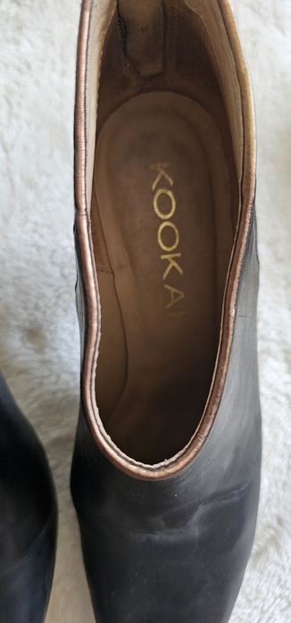 Botins Kookai em couro