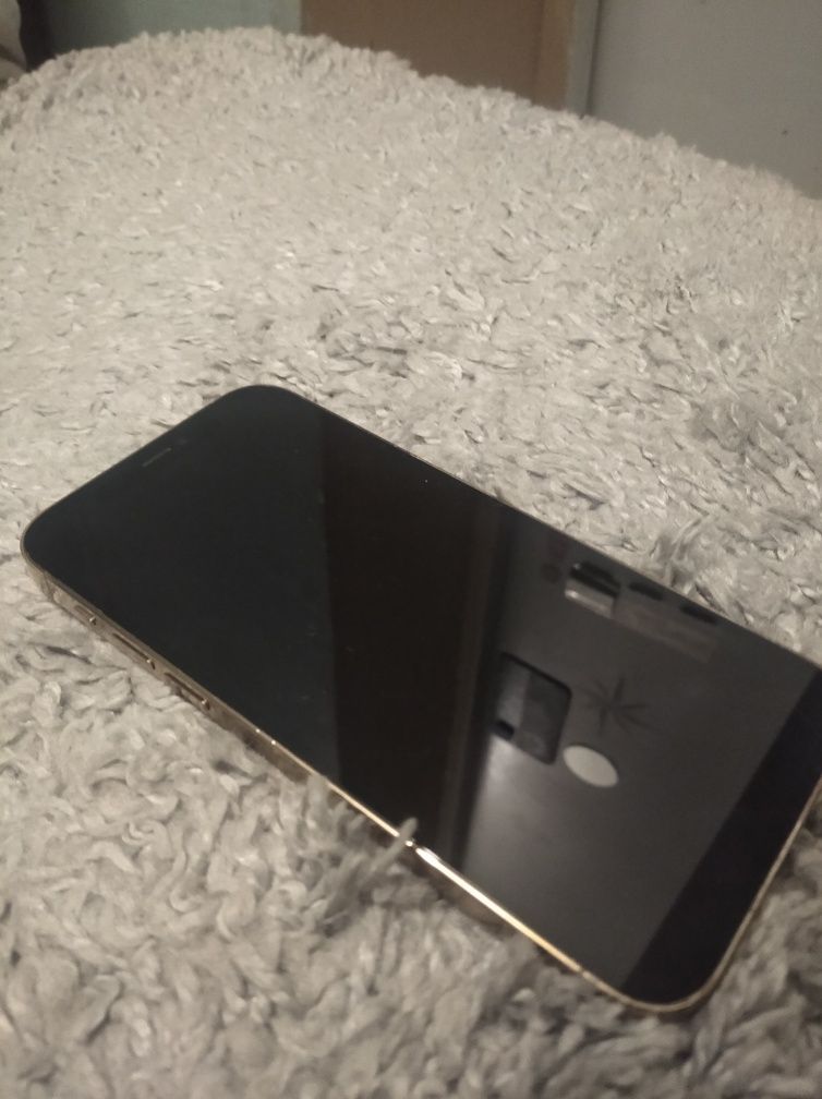 Продам на разблок,или на детали Iphone 12 Pro Gold 512Gb.