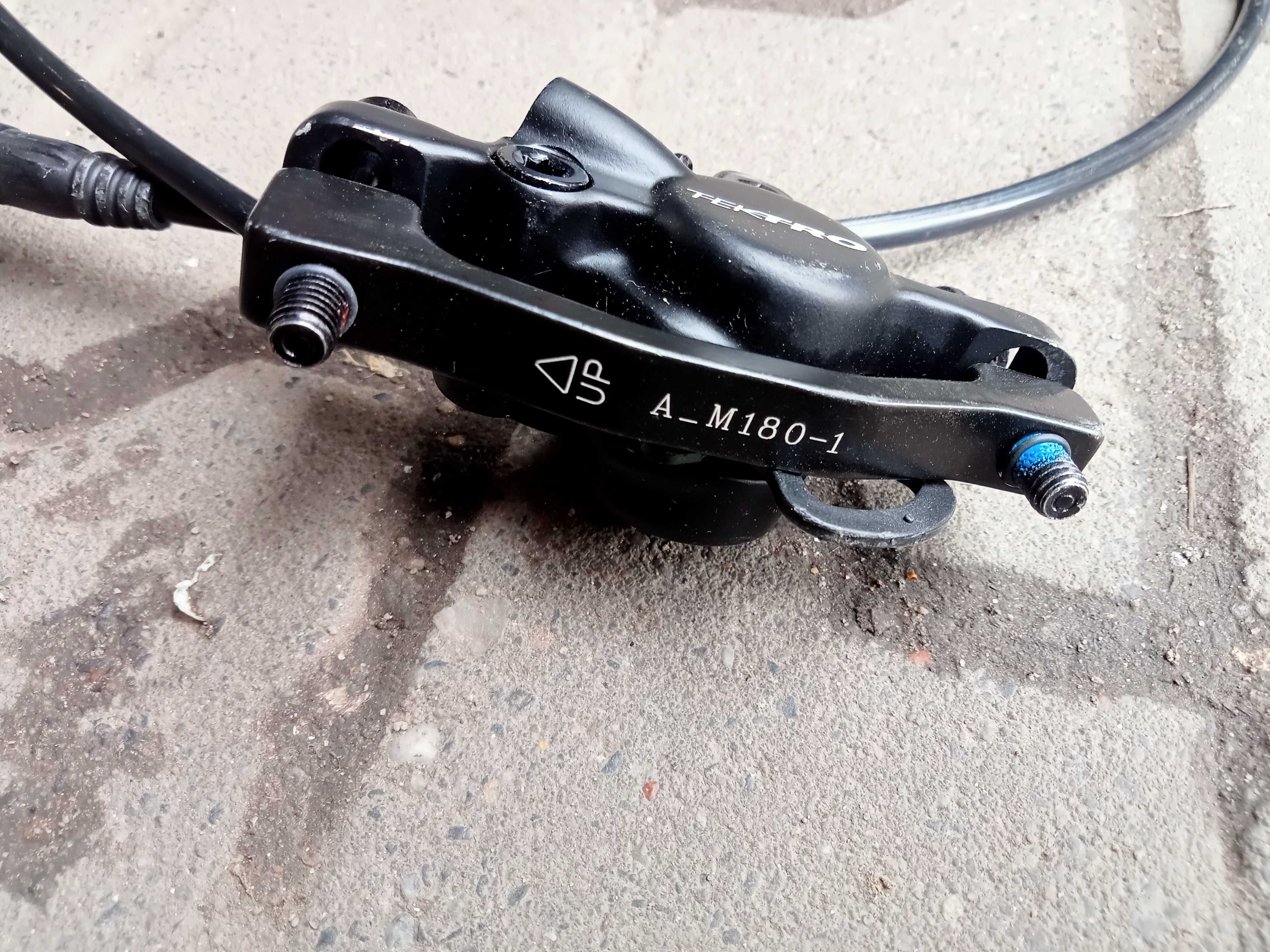 nowy hamulec hydrauliczny przedni tektro hd-t275 plus adapter