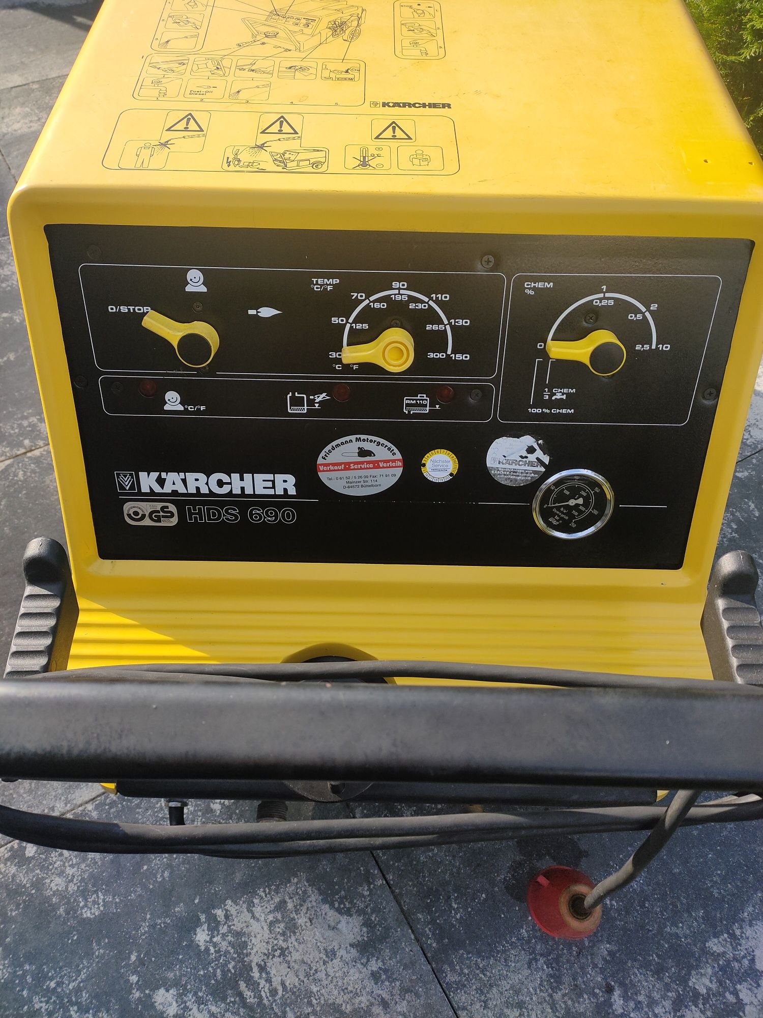 Myjka ciśnieniowa Karcher HDS 690