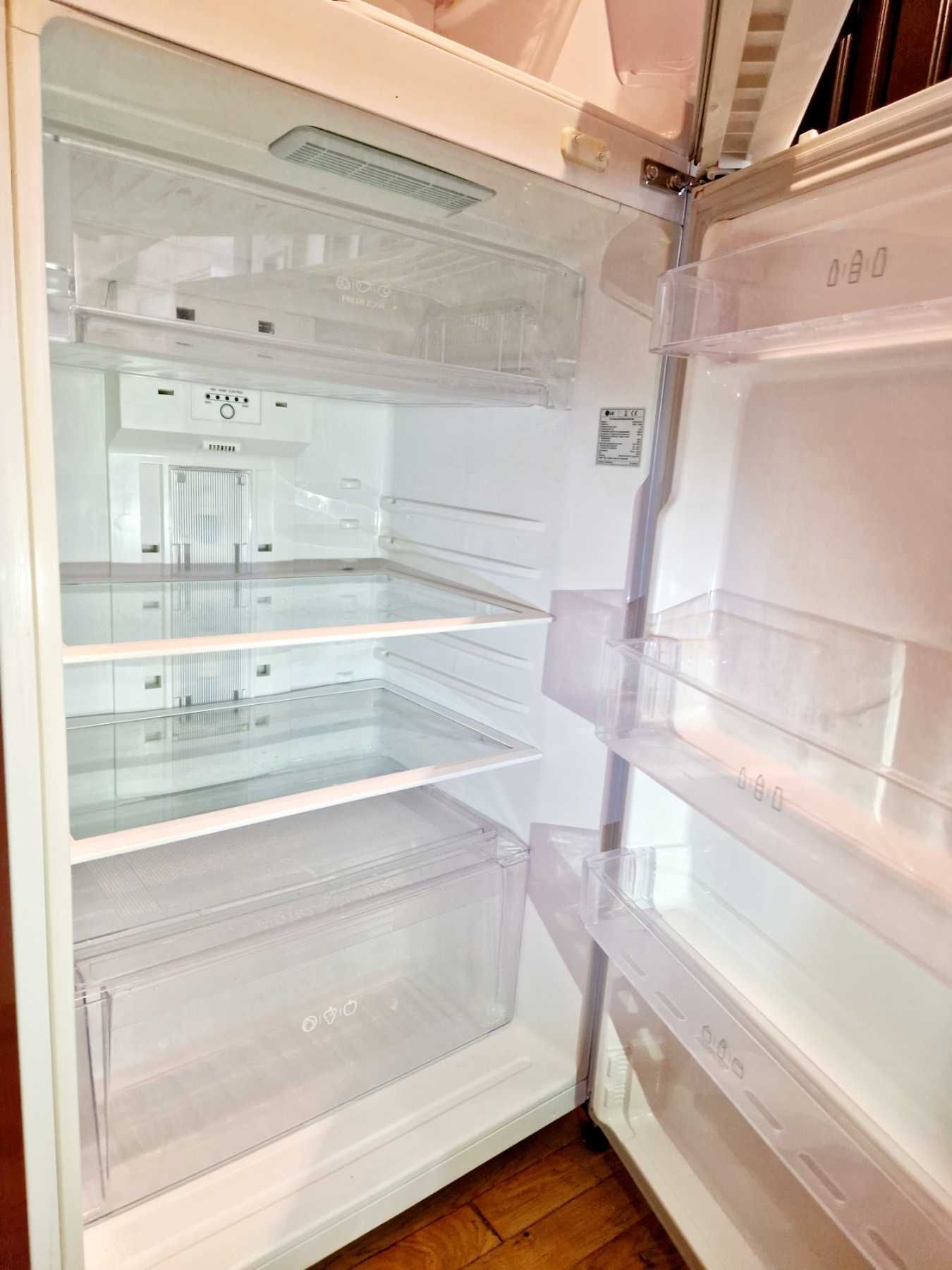 Холодильник LG GR-B492YCA