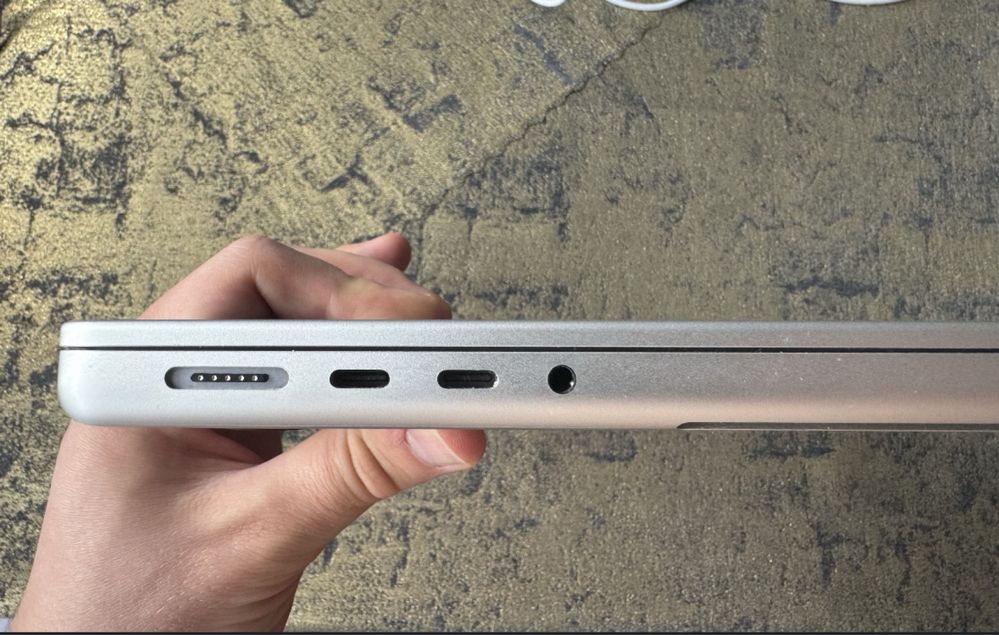 Macbook Pro 14 M1 Pro | 16 GB RAM | 512 GB | 94%