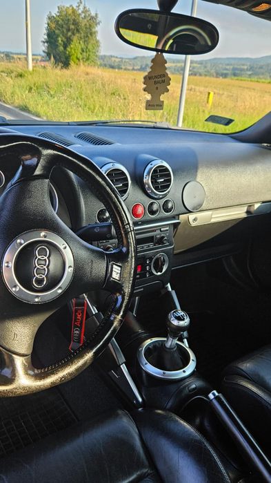 AUDI TT 1.8T cabrio 2000r
