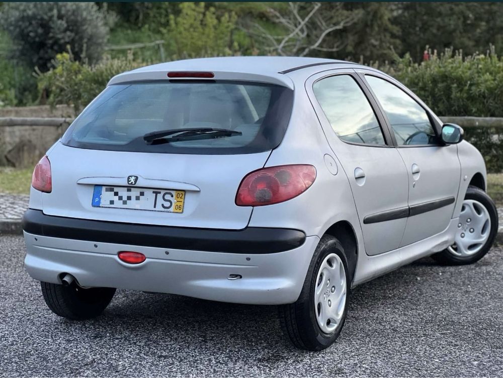 Peugeot 206 1.1 Impecável!