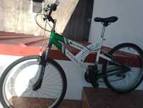 Bicicleta de BTT