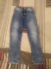 Spodnie jeansowe chłopięce r.134