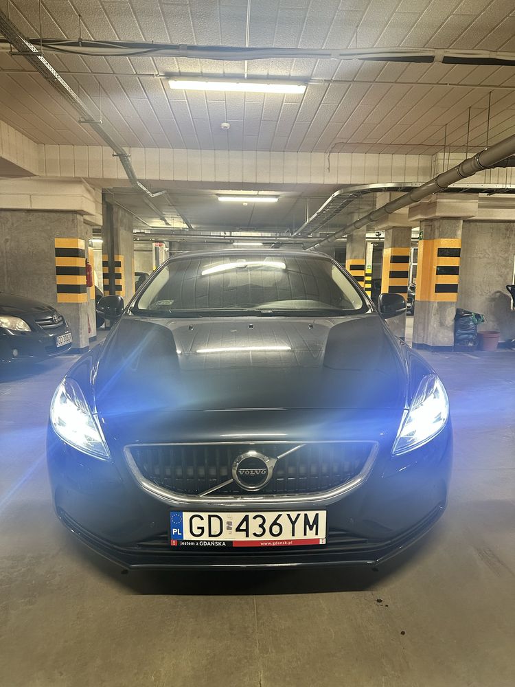 zadbane Volvo V40 2017 r