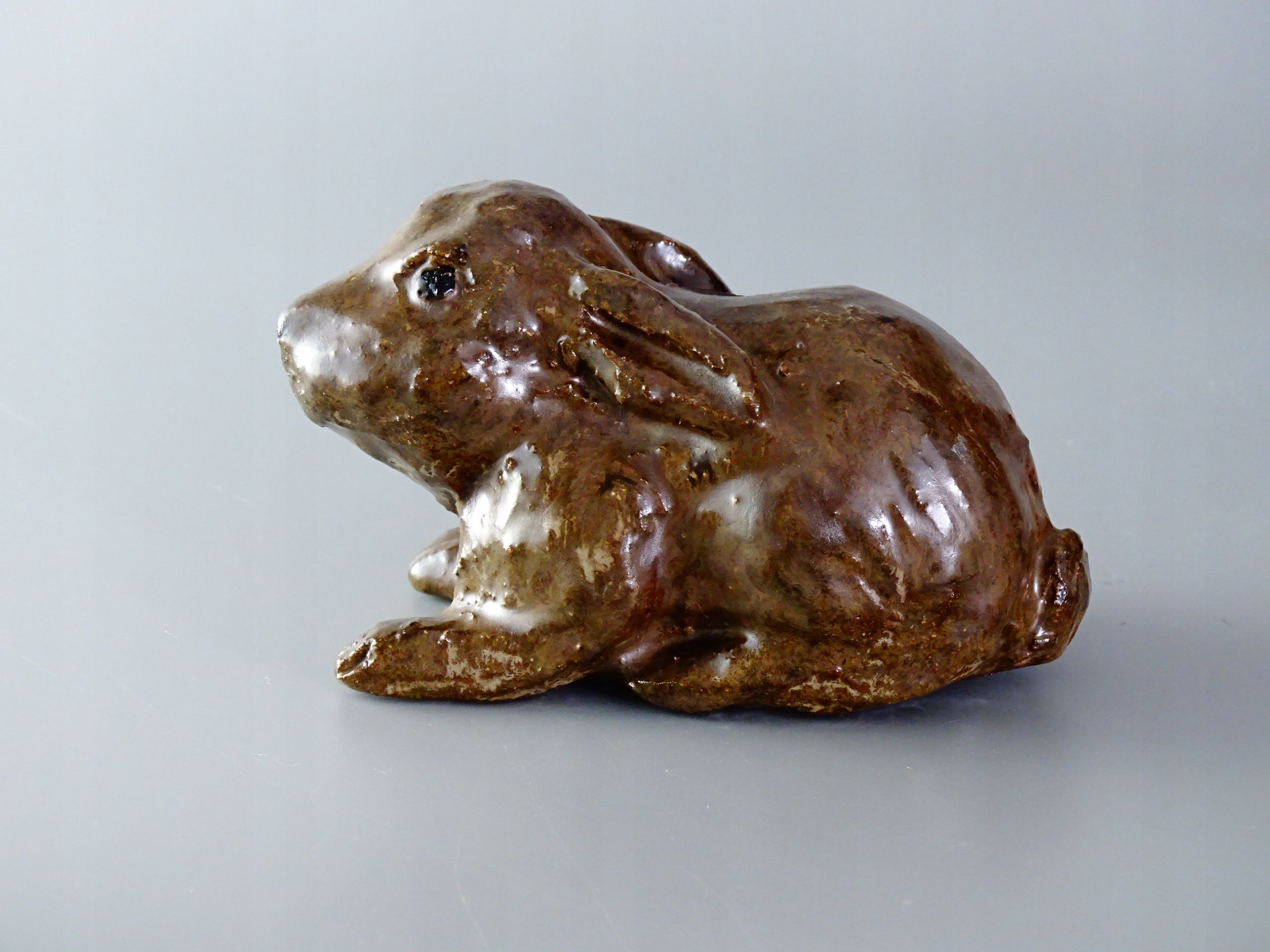 ceramika autorska piękna figurka zając królik