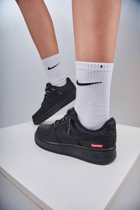 36-45 Nike Air Force 1 x Supreme Black