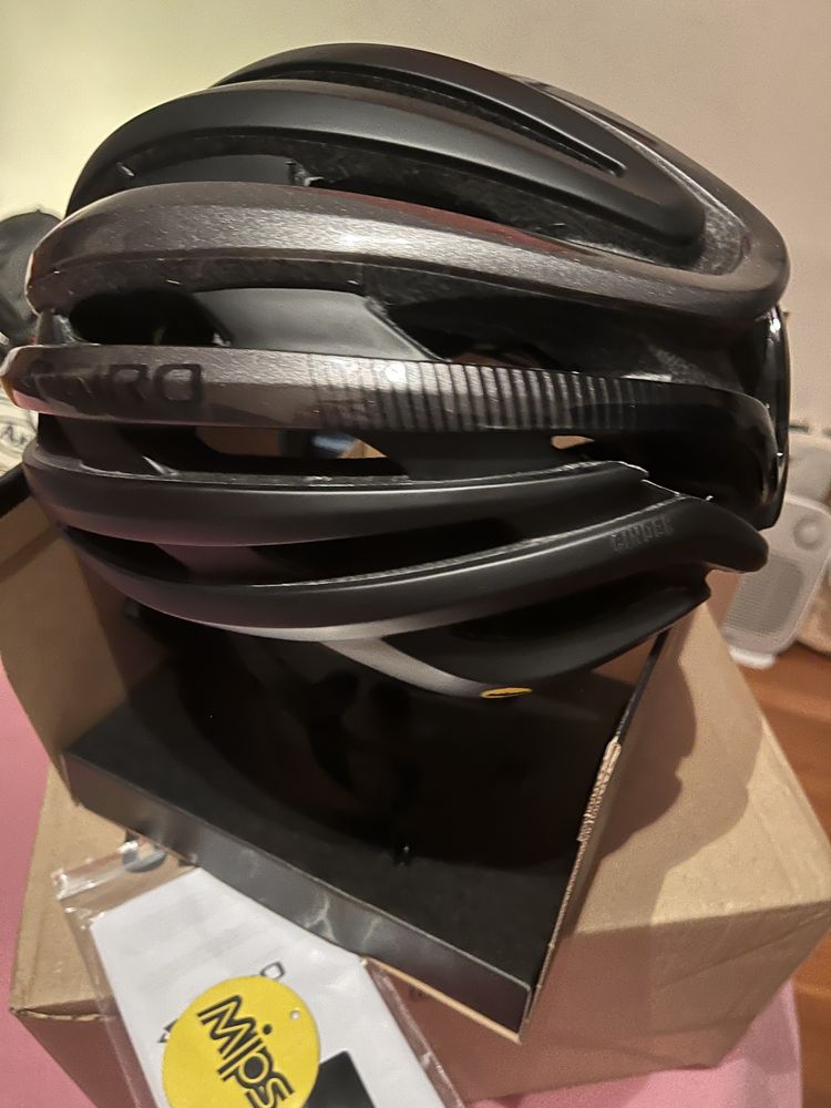 Capacete Giro Cinder Mips L Novo