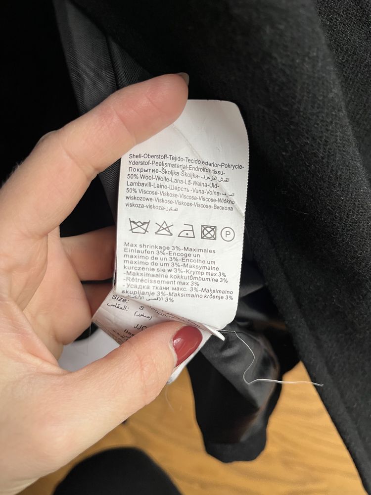 Płaszczyk wełniany czarny Vero Moda S 50% wełna 50% wiskoza