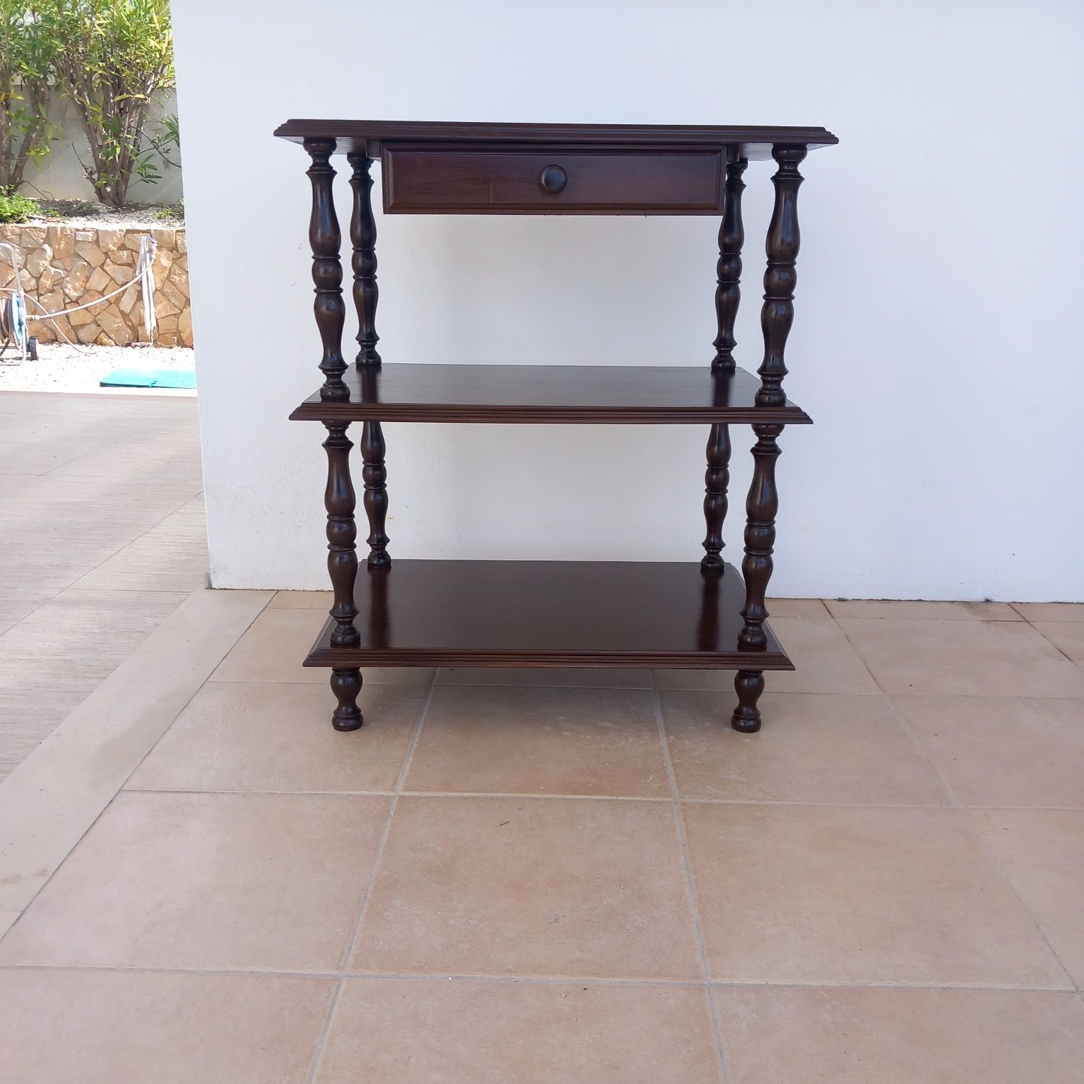 Mesa apoio  em madeira