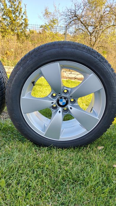Sprzedam felgi 17" BMW et20 oraz opony zimowe Dunlop rok prod 2022