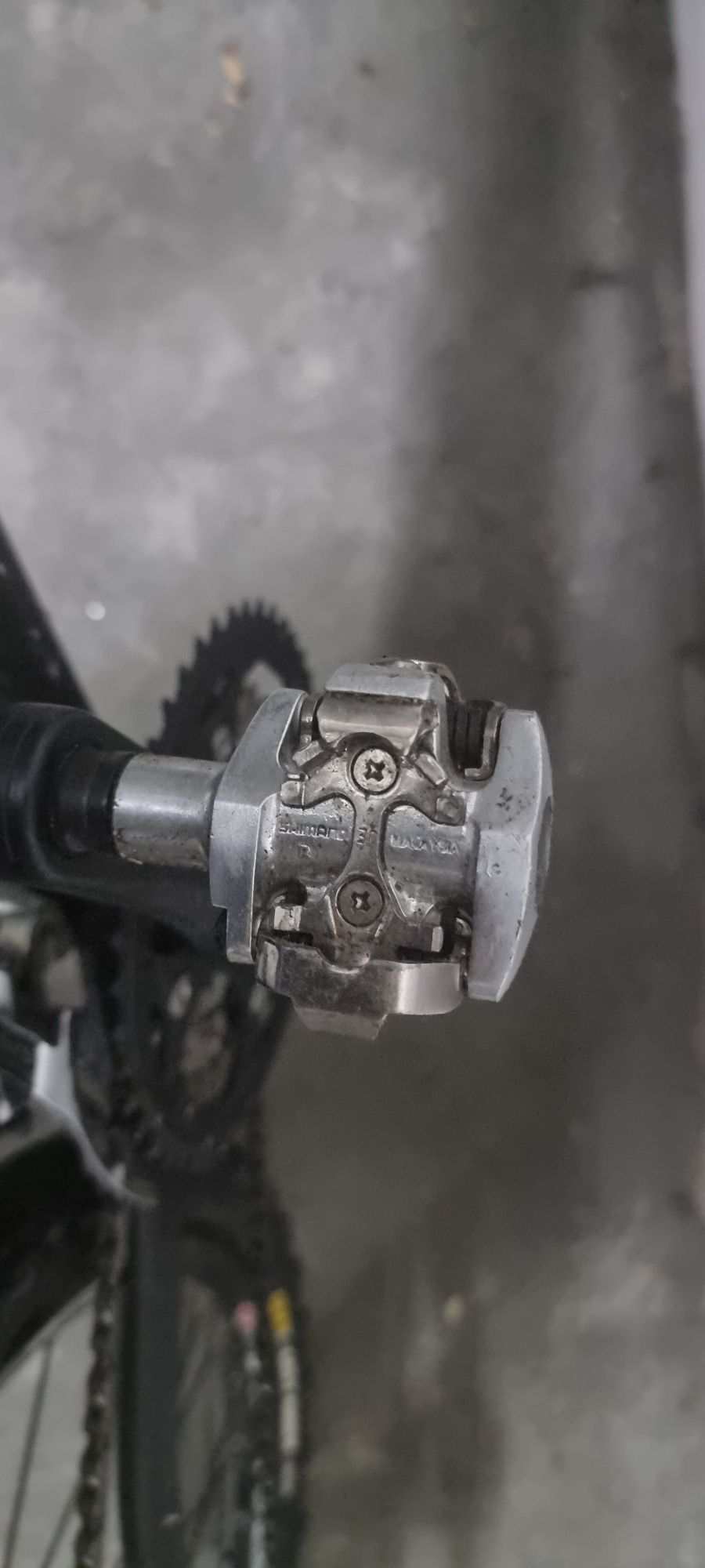 Vendo bicicleta preta!