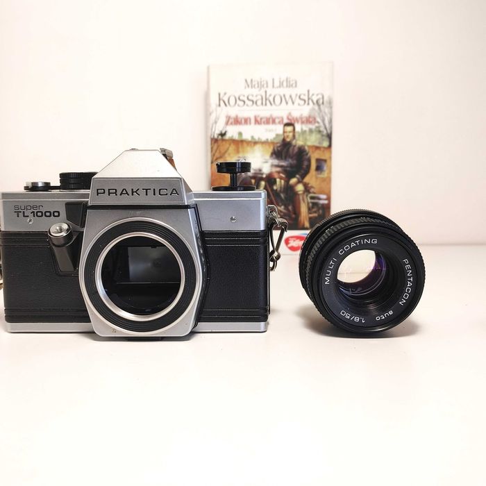 Analogowa Lustrzanka z 1980 r PRAKTICA Super TL 1000 lens 50mm 1:1,8