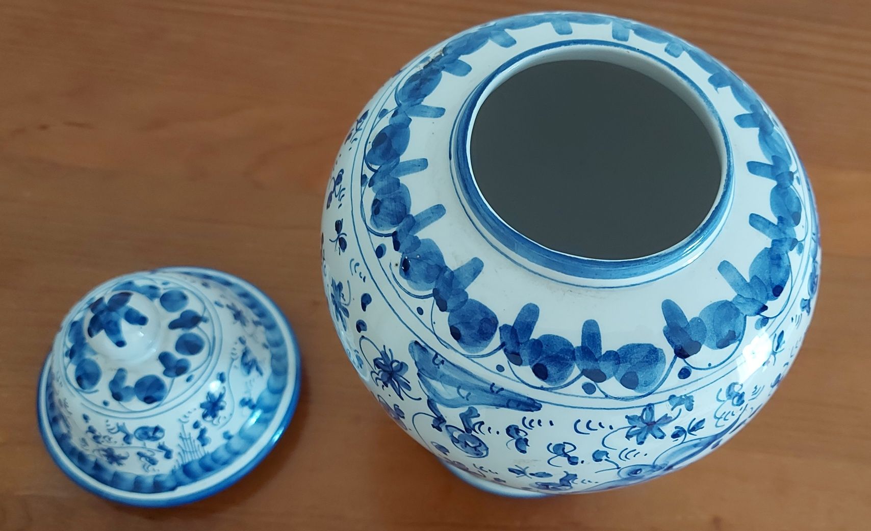 Pote de louça cerâmica decorativo da Frazarte