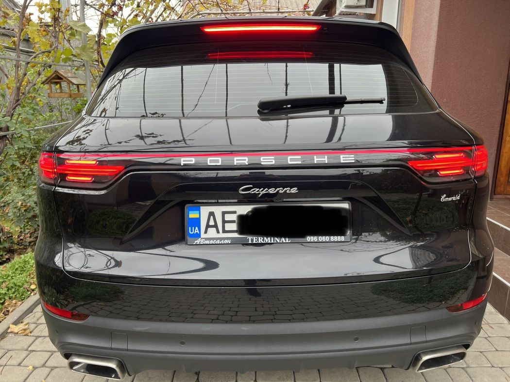 Продам Porsche cayenne 2019