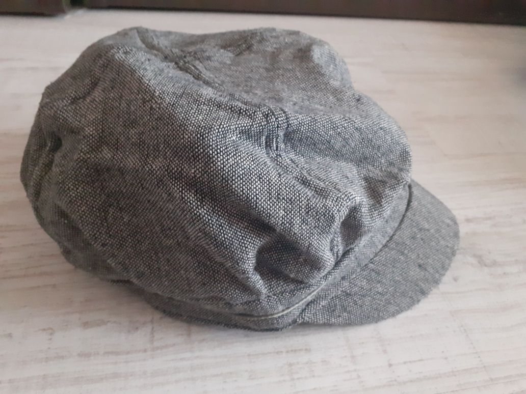 Czapka damska z daszkiem rozm.L/XL
