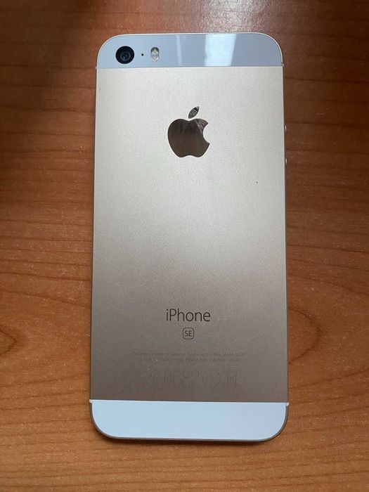 Apple iphone SE 32Gb Desbloqueado Com Bateria Nova