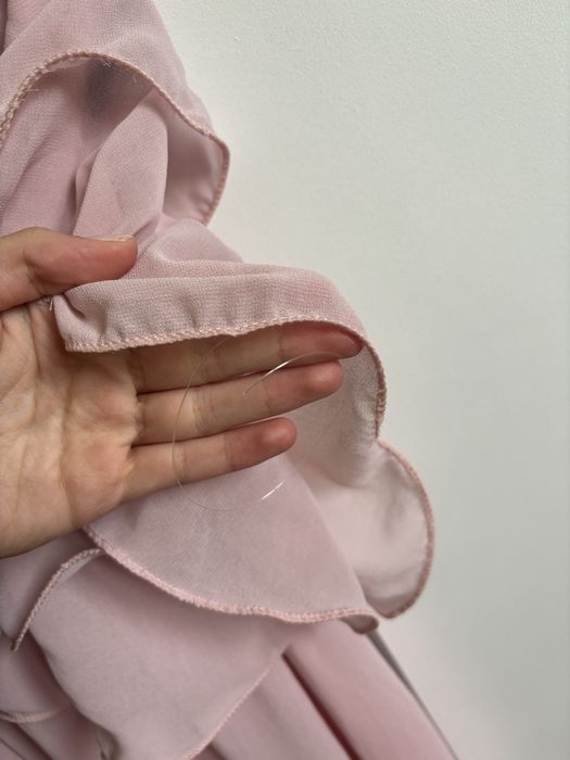 Różowa sukienka hiszpanka