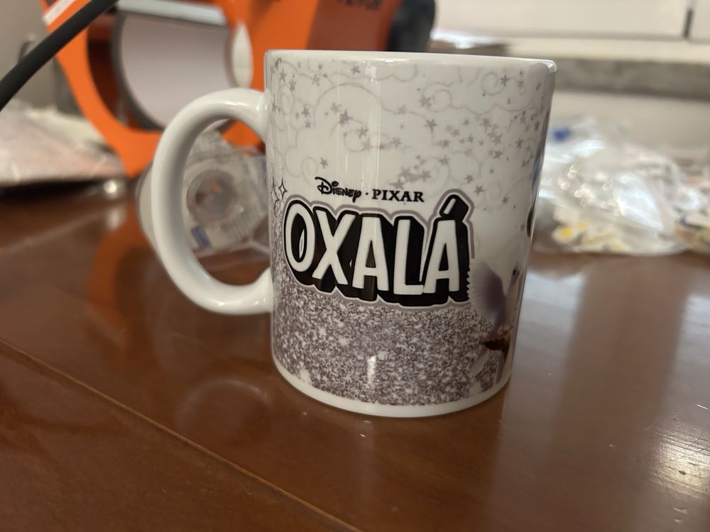 Canecas CR7 e outras