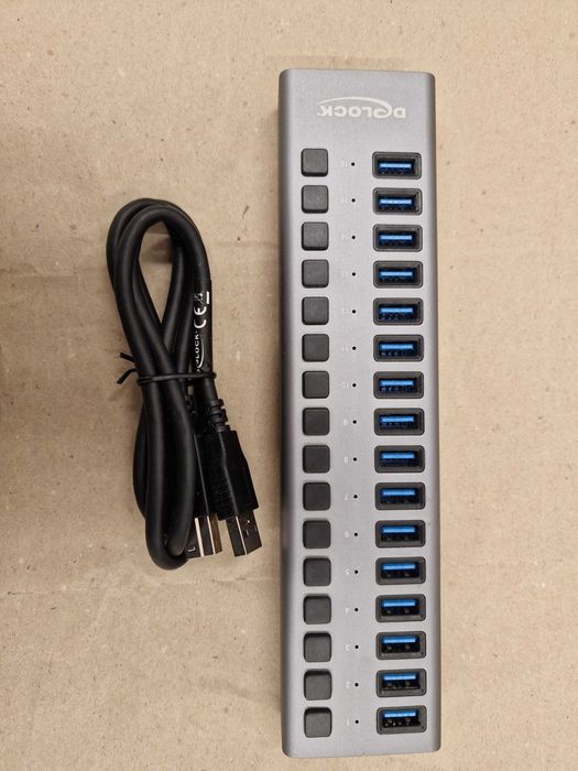 Hub USB 3.0 com 16 portas