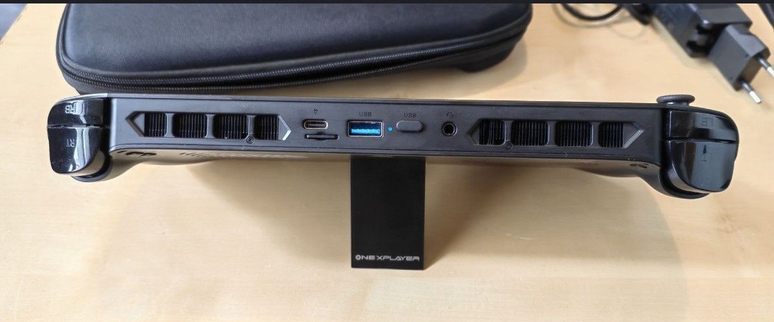 Consola Onexplay Ryzen 7 5700U
EM PERFEITO ESTADO. Onexplay 

16GB De