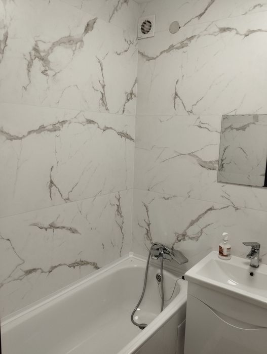 Вільна сьогодні Центр Люкс 1-но кімнатна