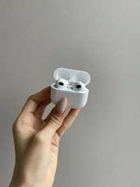 ТЕРМІНОВО Apple AirPods 3 оригінал, повний комплект