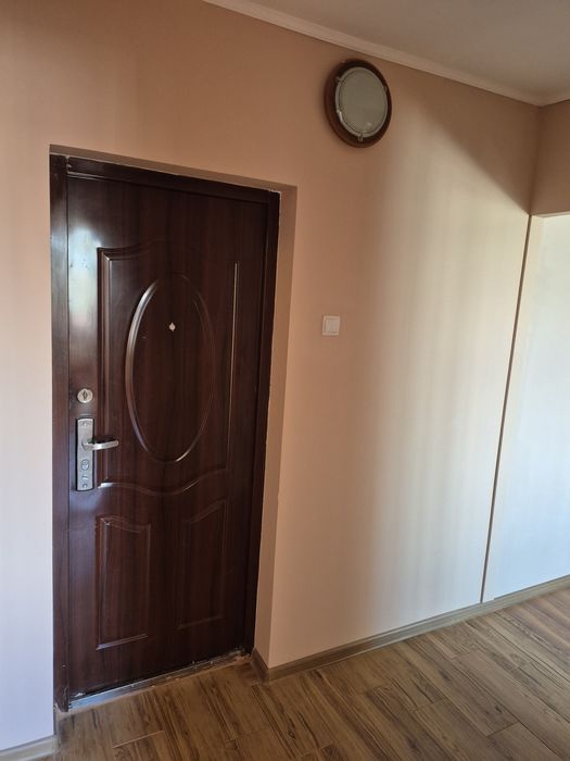 Продаж двохкімнатной квартири район Росвигово.