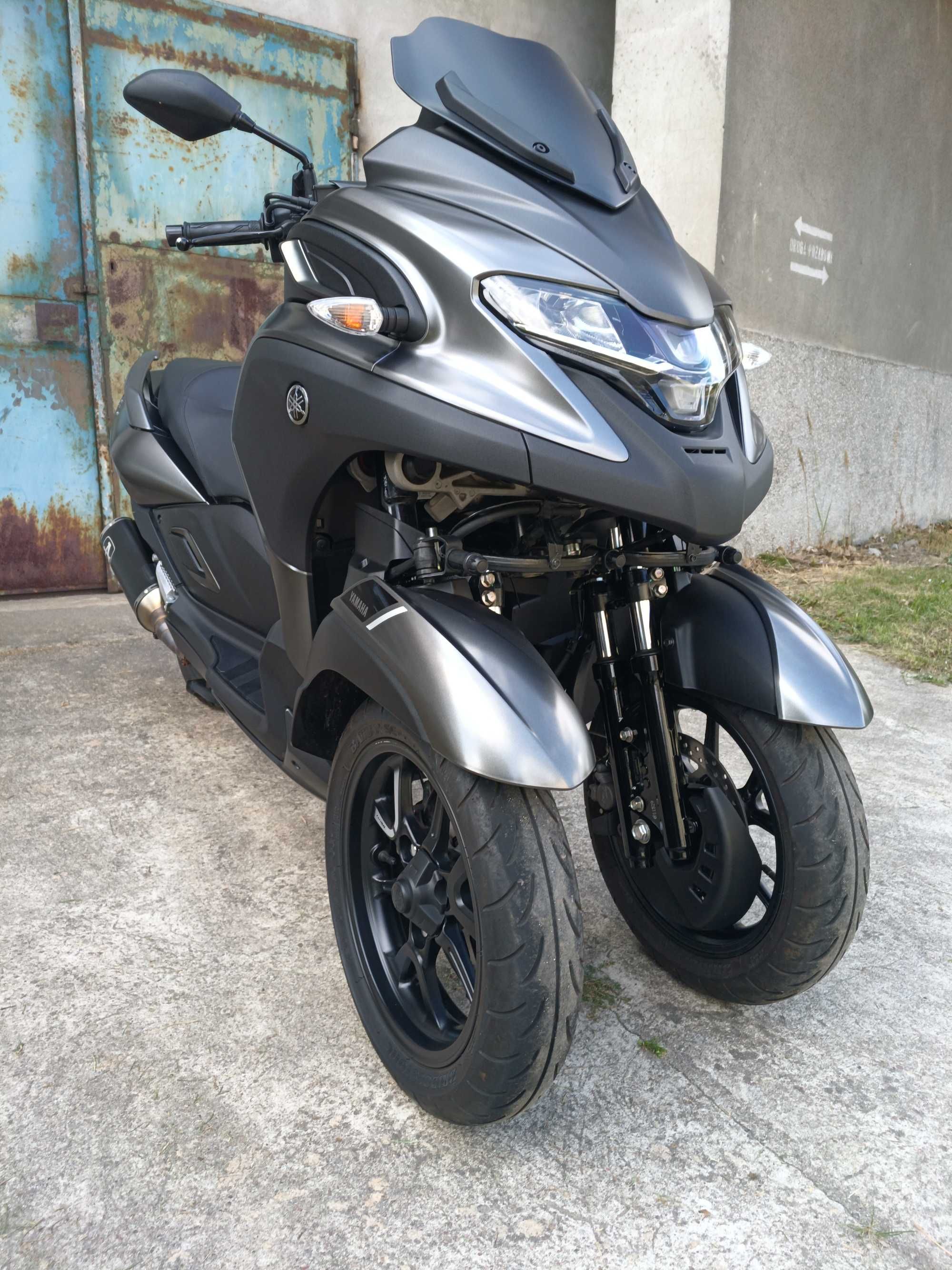 YAMAHA Tricyty 300