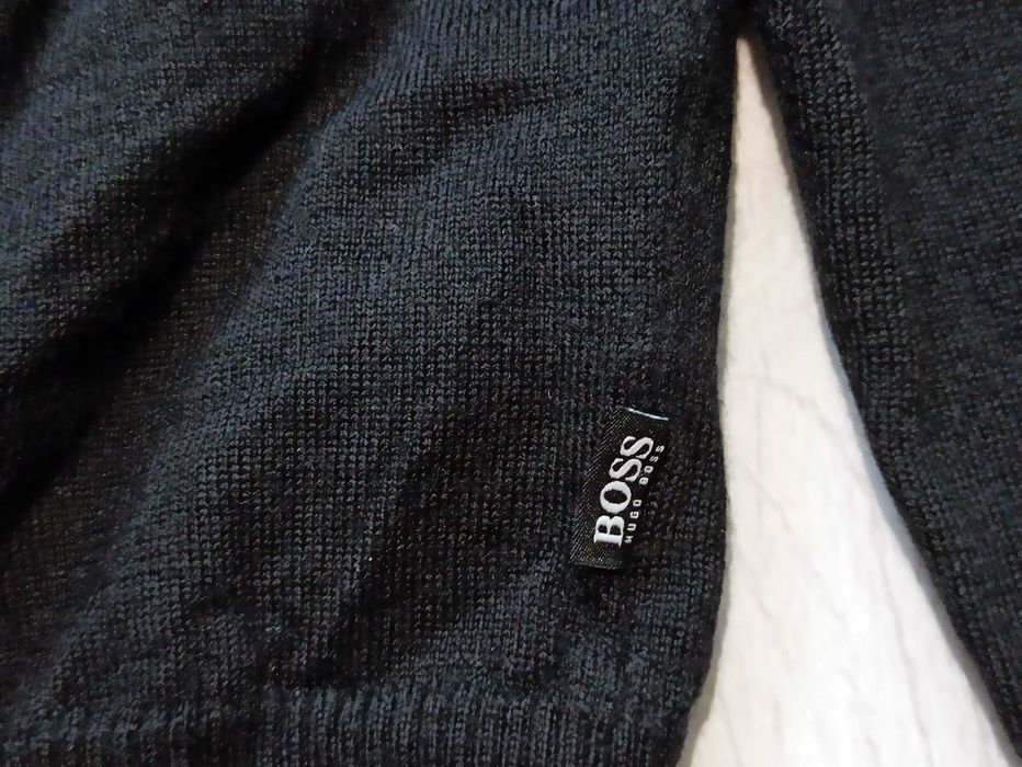 Свитер мужской Hugo Boss