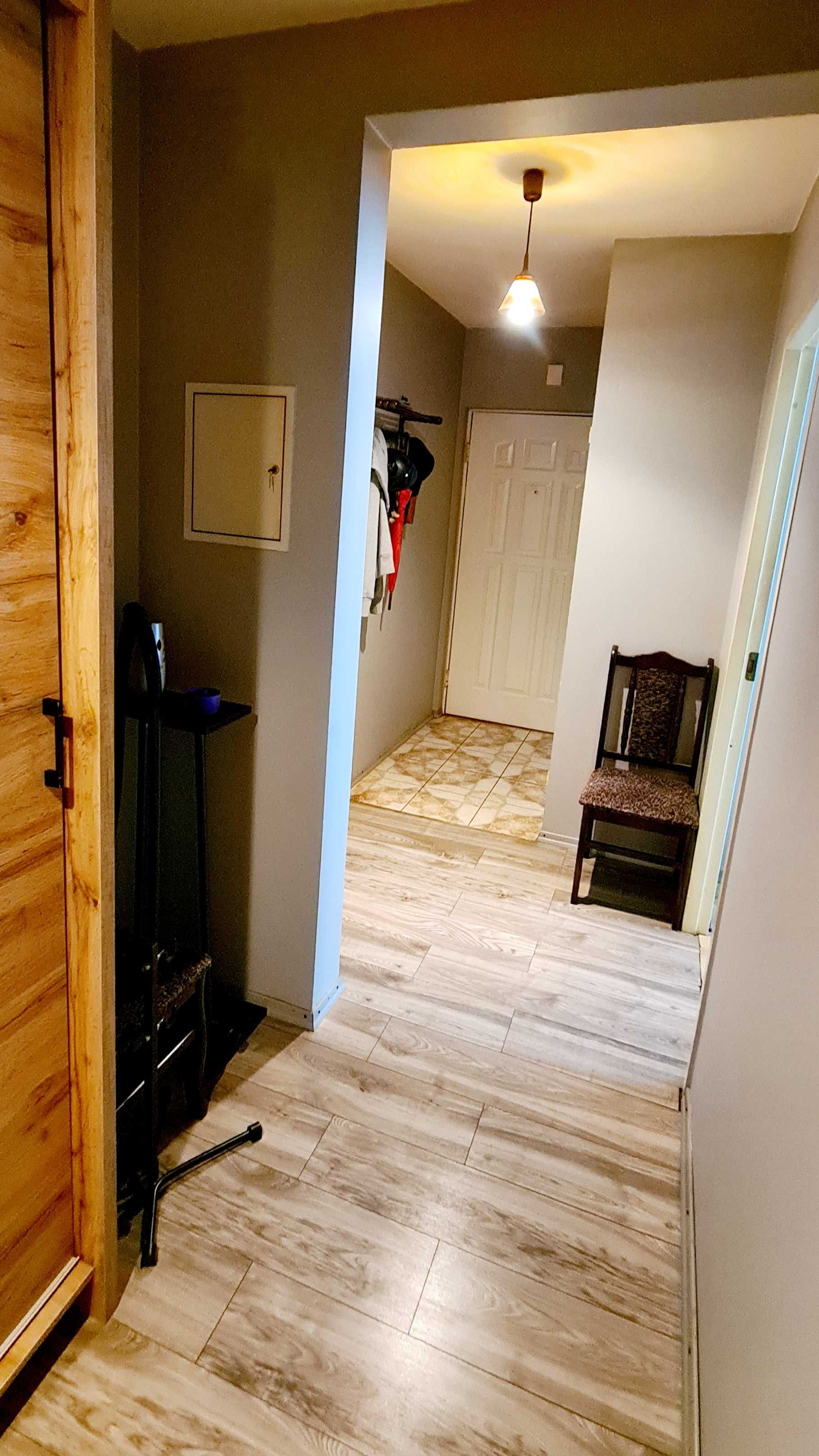 TBS - 2 pokoje, balkon, 1 piętro, 49m2, parking ze szlabanem. 229.000