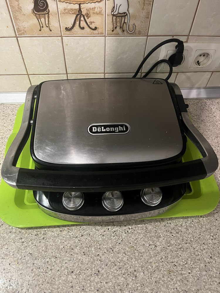 Электрогриль DeLonghi
