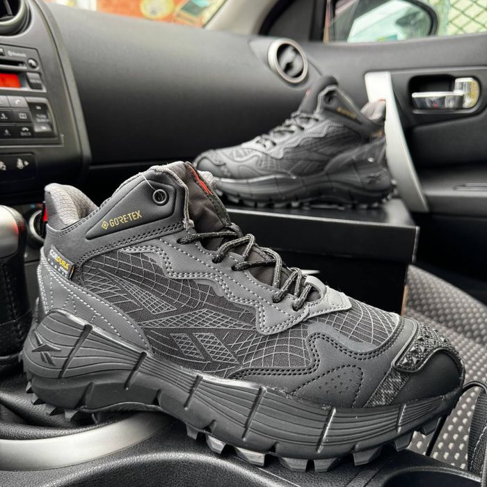 Чоловічі зимові кросівки Reebok Zig Kinetica black Gore Tex Хутро