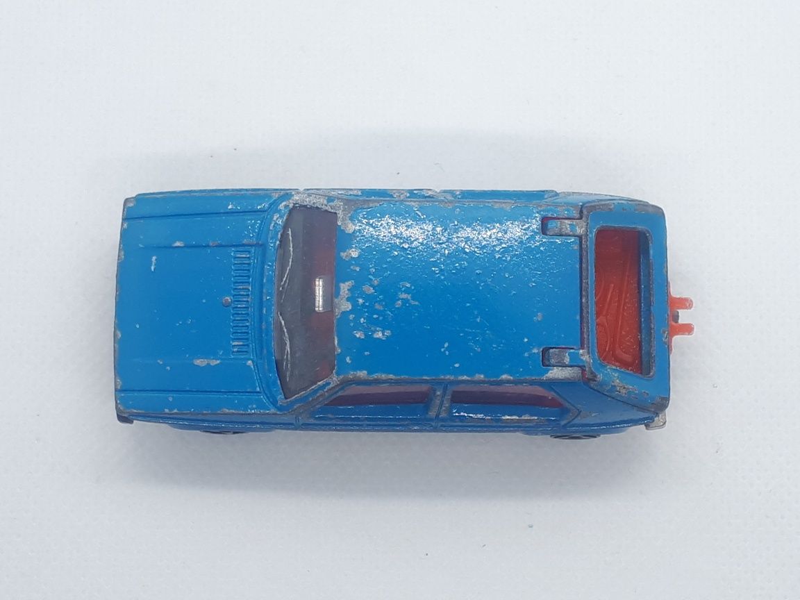 VW Golf no. 210 Majorette