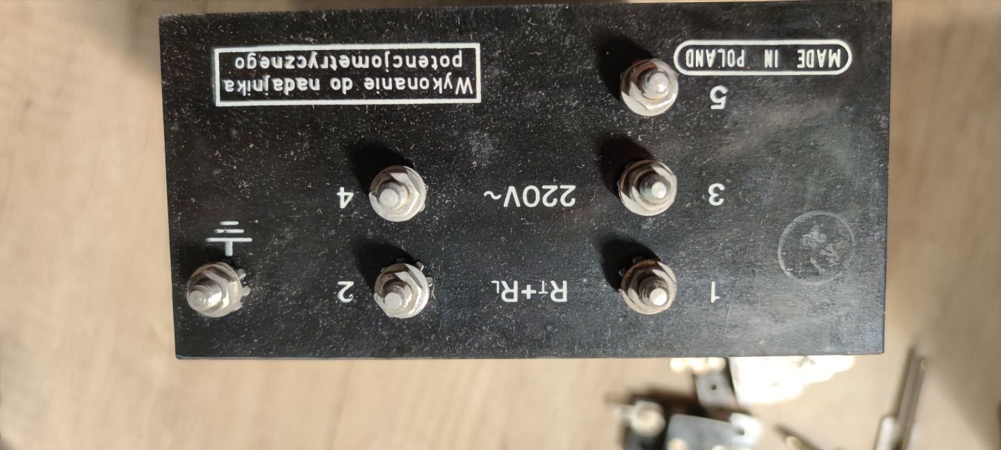 Miernik tablicowy PRL nowy lumel kG/cm2
