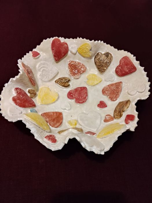 Niepowtarzalna, dekoracyjna miska w serca