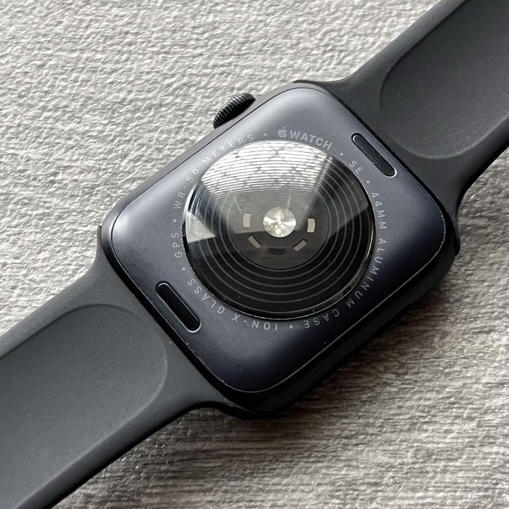 Apple Watch SE 2 44мм 2022г