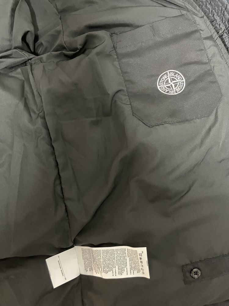 Зимня куртка Stone Island (розмір L)